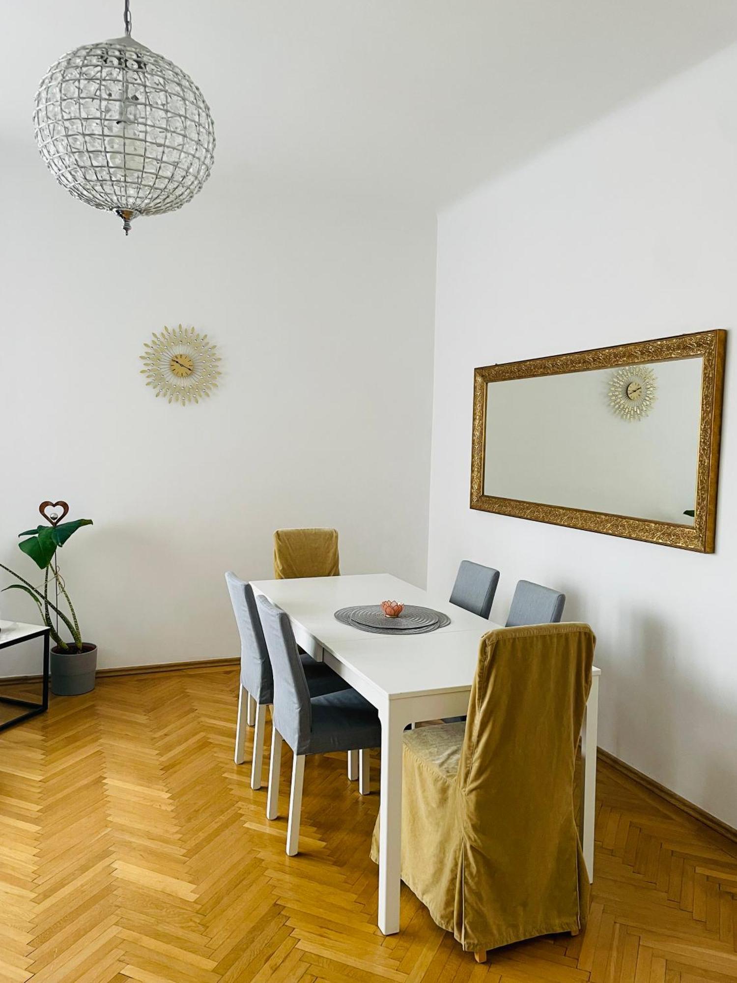 Blue Church Views - Central, Quiet, Bright - 4Th Floor Corner Apartment 125M2 Bratislava Luaran gambar