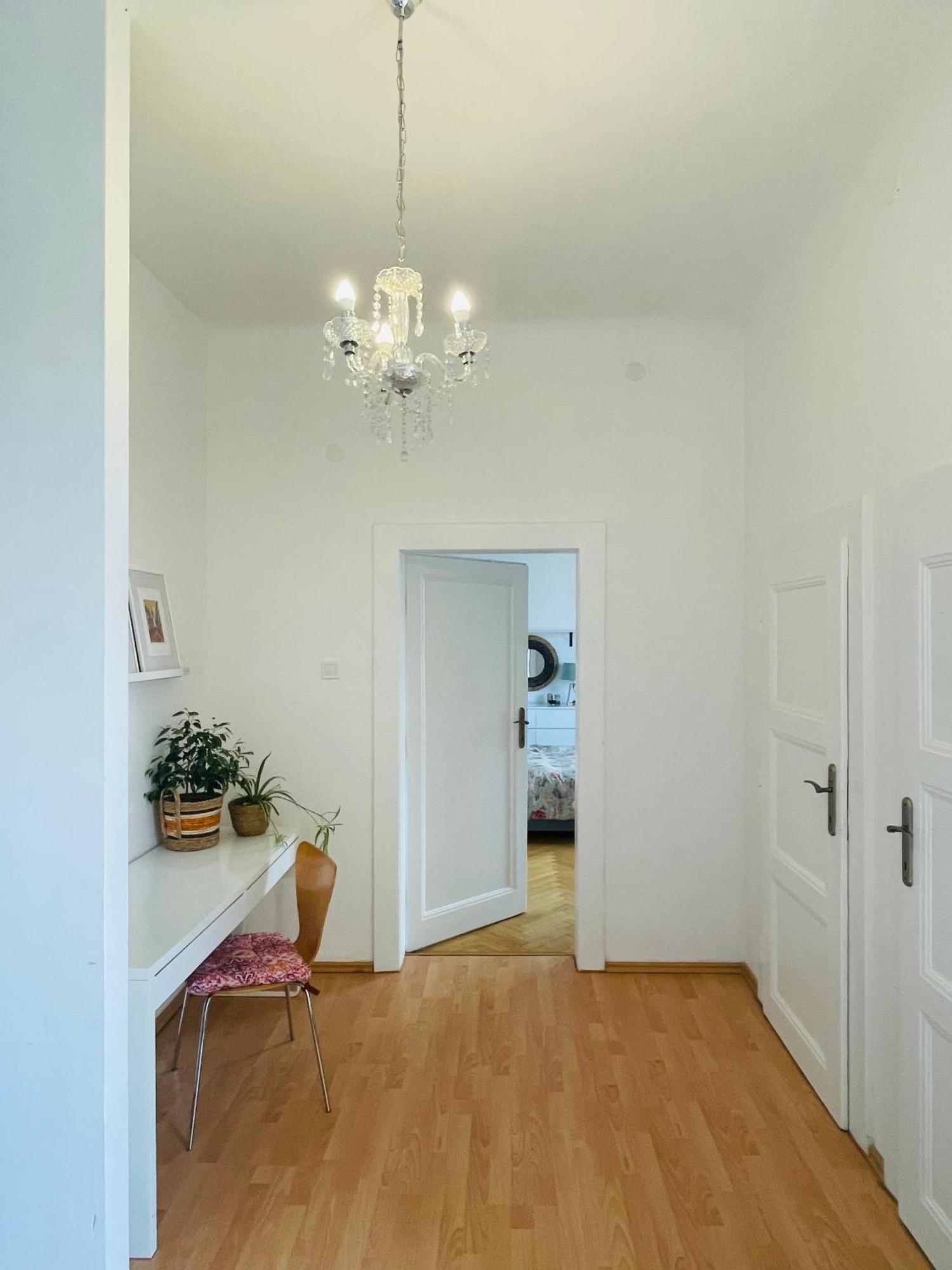 Blue Church Views - Central, Quiet, Bright - 4Th Floor Corner Apartment 125M2 Bratislava Luaran gambar