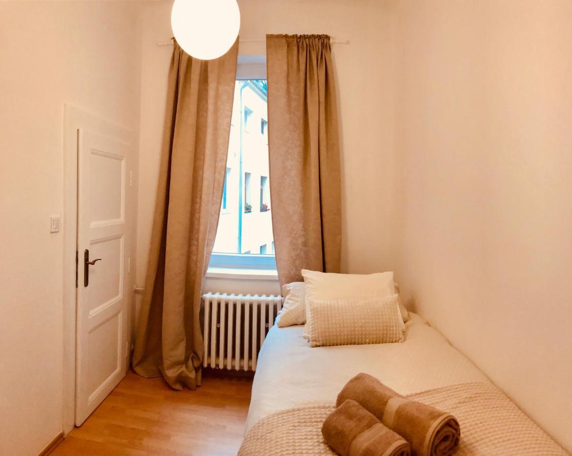 Blue Church Views - Central, Quiet, Bright - 4Th Floor Corner Apartment 125M2 Bratislava Luaran gambar